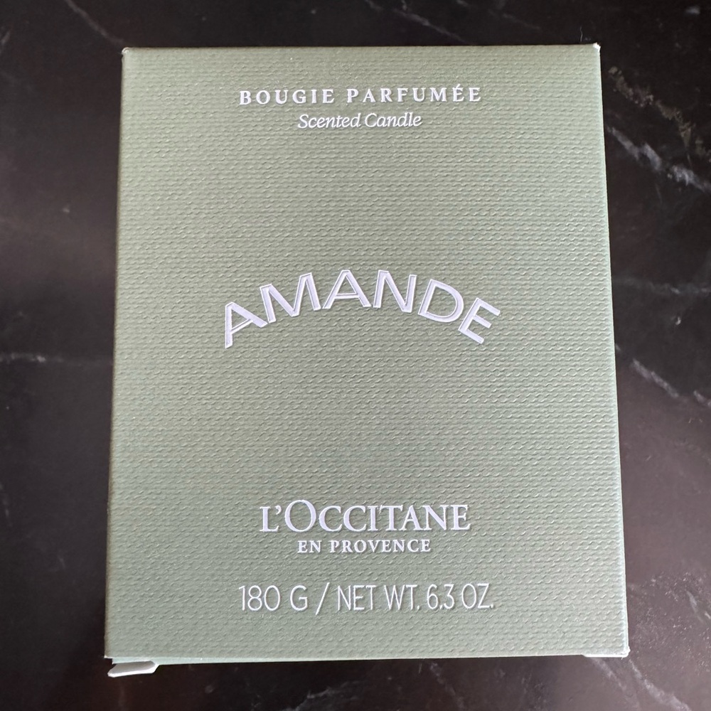 L’Occitane Almond Candle
